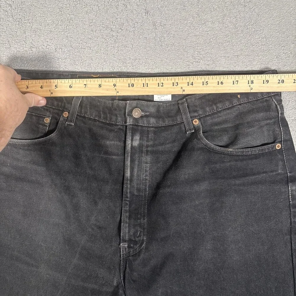 Vintage 90s Levi’s 550 Relaxed Fit Jeans Black Mens Size 42x30 Fits 40x25 Grunge